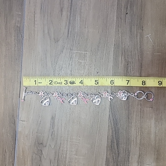 Breast Cancer awareness bracelet silvertone metal and pink hearts and bows - Picture 7 of 8